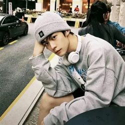 清新韩系男生头像 治愈风微信头像