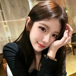 棕发托脸甜美头像 氛围感微信头像